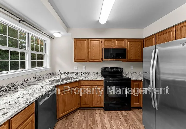 8644 Sanderling Dr — Photo 5