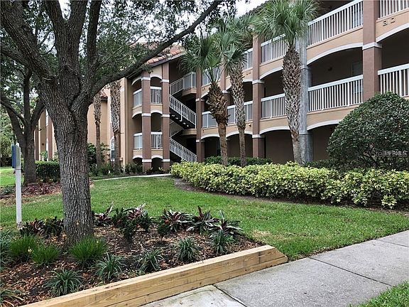 4th image of 13905 Fairway Island Dr APT 1022