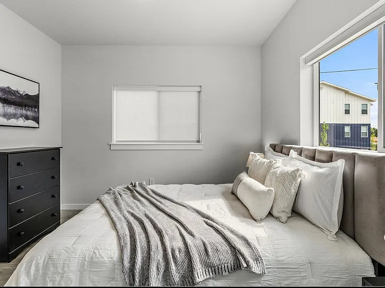 8953 W Irving St — Photo 42