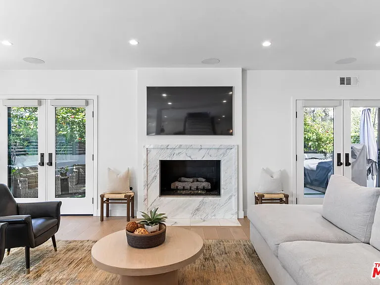 4606 Roma Ct — Photo 4