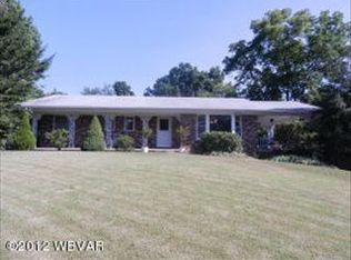 111 Sunset Cir, Montoursville, PA 17754