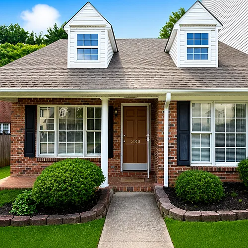 380 W Pointe Dr Photo 1