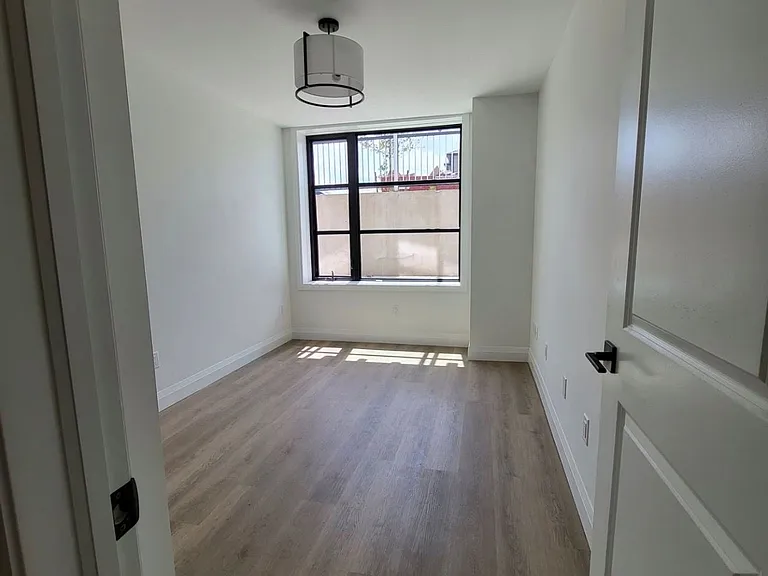3900 Savoy St #127 — Photo 12