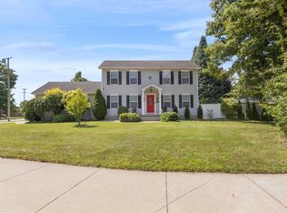 53053 Washington St, New Baltimore, MI 48047
