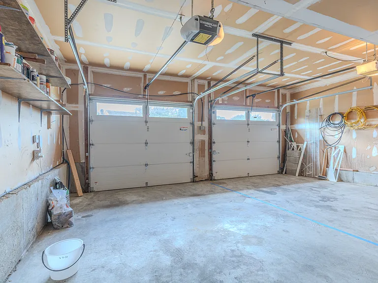 Sunflower Cir — Photo 37