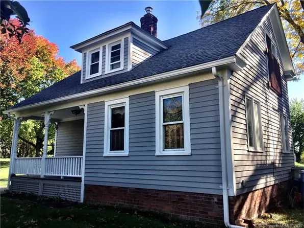 374 River St, Windsor, CT 06095