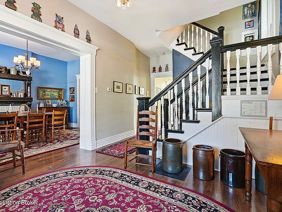 5th image of 618 W Ormsby Ave