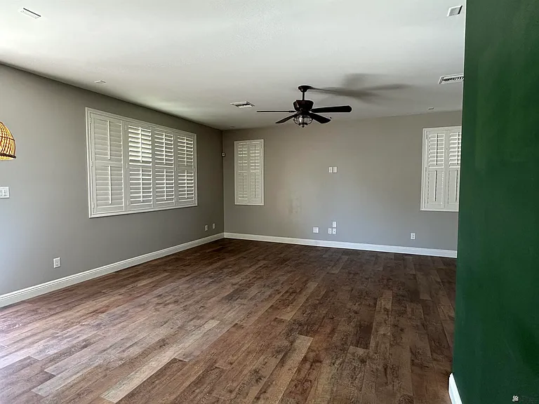 6569 E 34th Ln — Photo 15