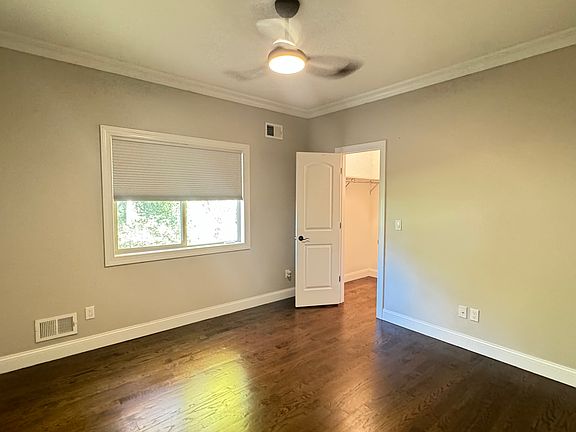 3rd image of 26 Herbert St #1