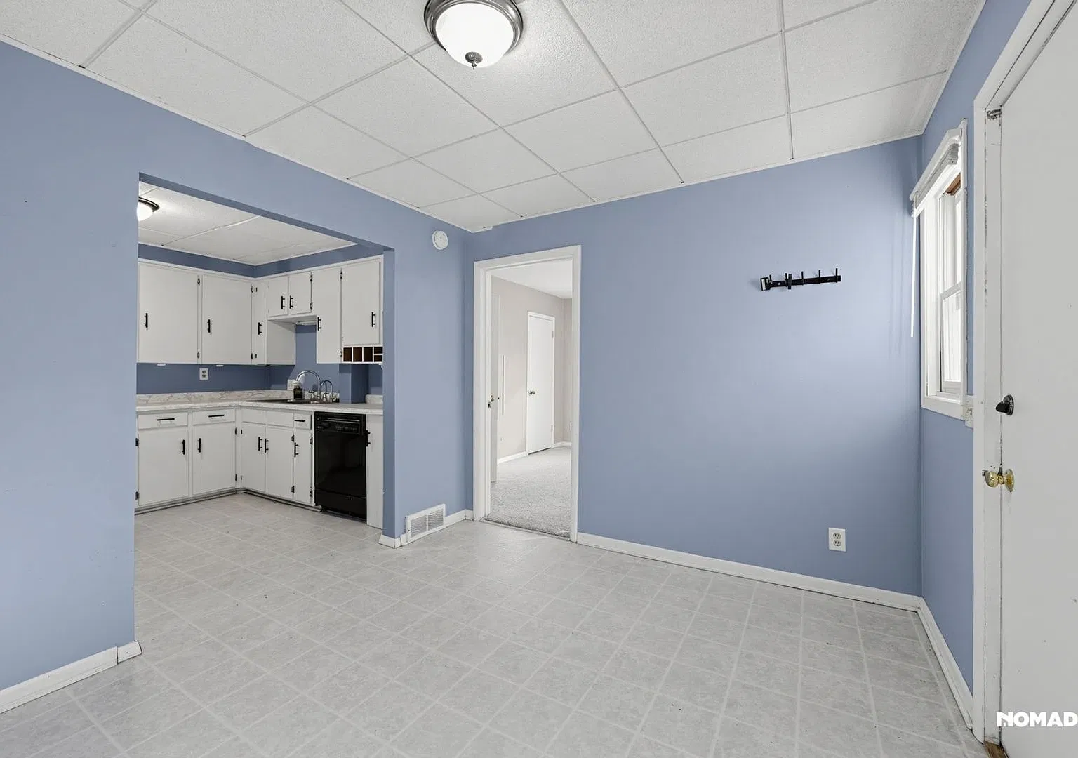 Charming 3BR House in Madison — Photo 3