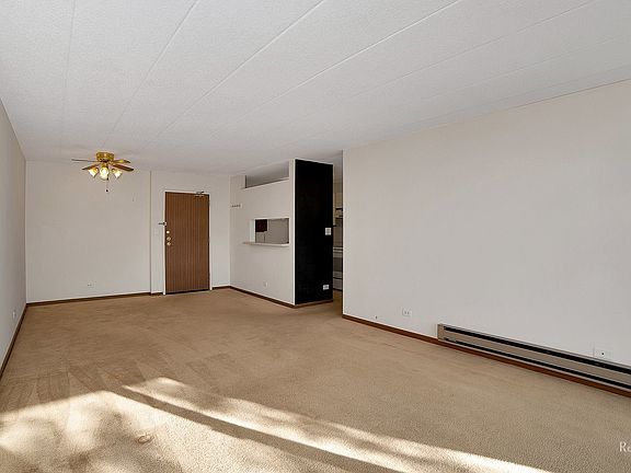 3rd image of 75 Kristin Cir APT 420