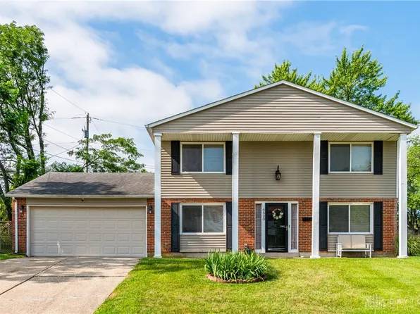 6520 Larcomb Dr, Dayton, OH 45424