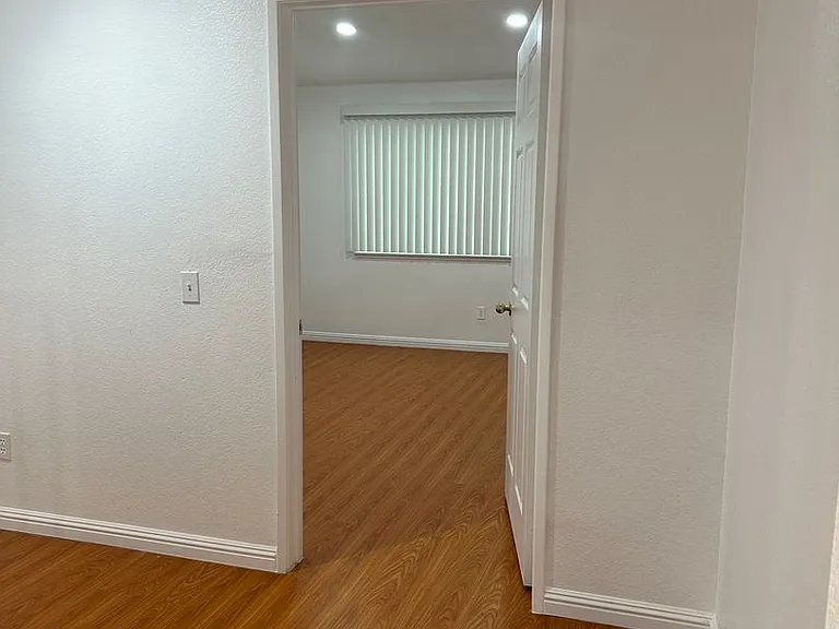 1825 Nixon Ave — Photo 42