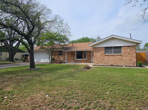 5629 Starlight Dr, Fort Worth, TX 76117