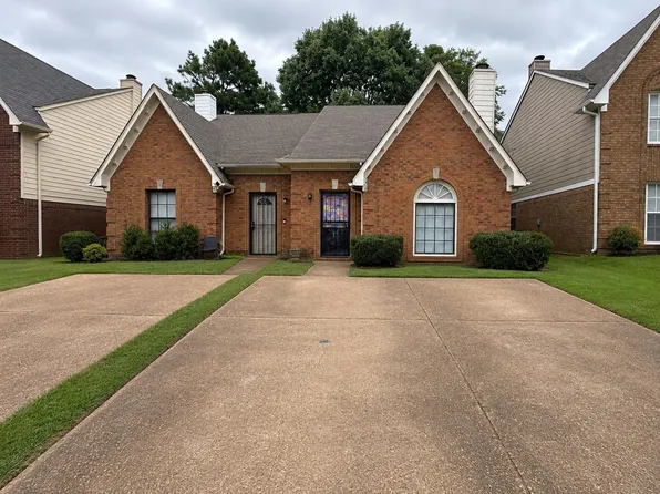 1670 Old Mill Stream Dr, Cordova, TN 38016