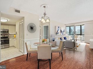24 Courthouse Sq APT 501, Rockville, MD 20850