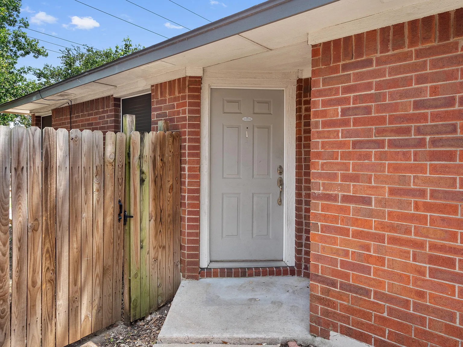 7525 Peabody Dr — Photo 4