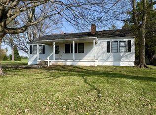 713 Cumberland St E, Cowan, TN 37318