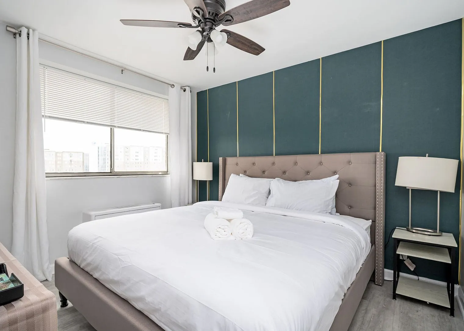 2 bed, 1.0 bath, 548 sqft, $2,396 — Photo 2