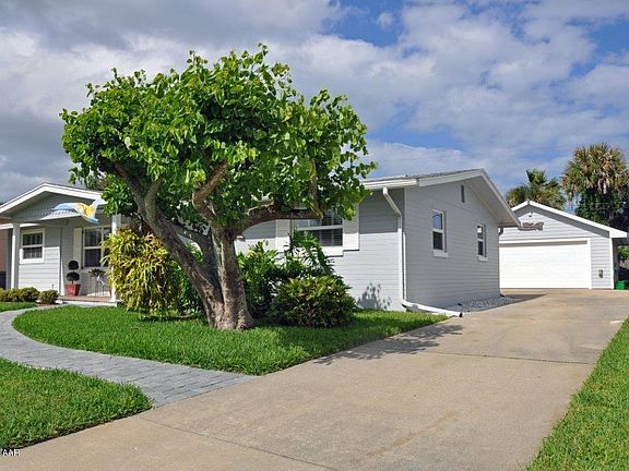 2nd image of 4619 Doris Dr