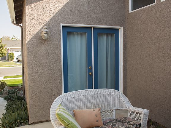 5th image of 6529 E Laurel Ave