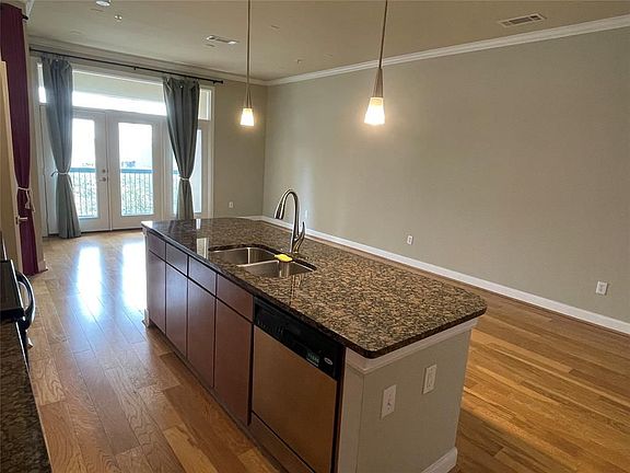 3rd image of 300 Saint Joseph Pkwy #314