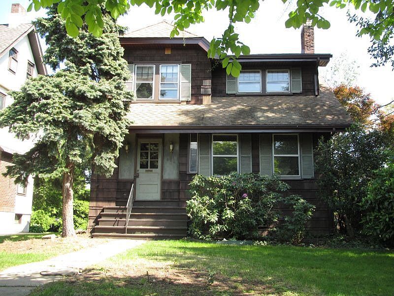 1st image of 326 Hillside Ave