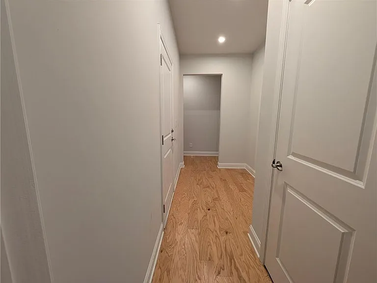 406 Riverclub Rd — Photo 21