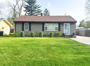 2221 Yorkshire Dr, Decatur, IL 62526