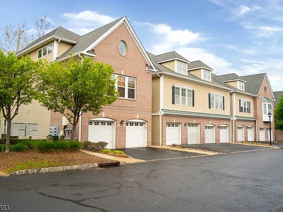 5th image of 804 River Place