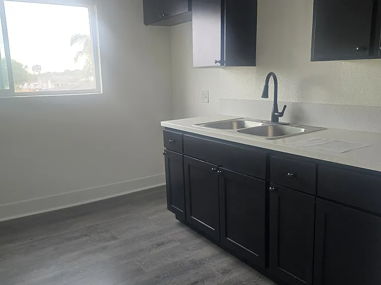 1422 W 146th St #6A — Photo 3
