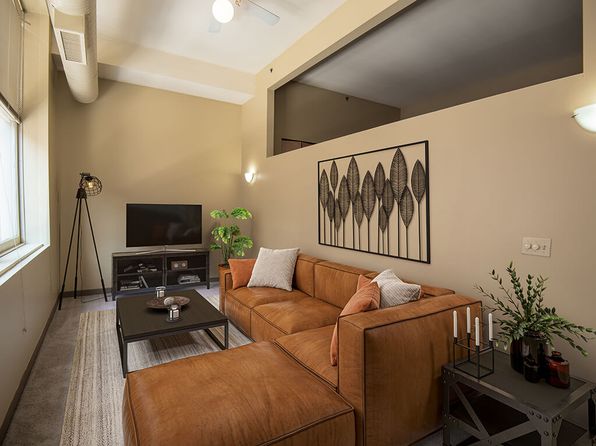 2201 W 93rd St APT 107