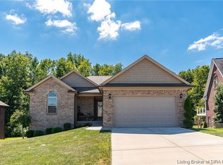 Buttercup Cir, Sellersburg, IN 47172