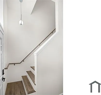 1723 E Lombard St — Photo 12