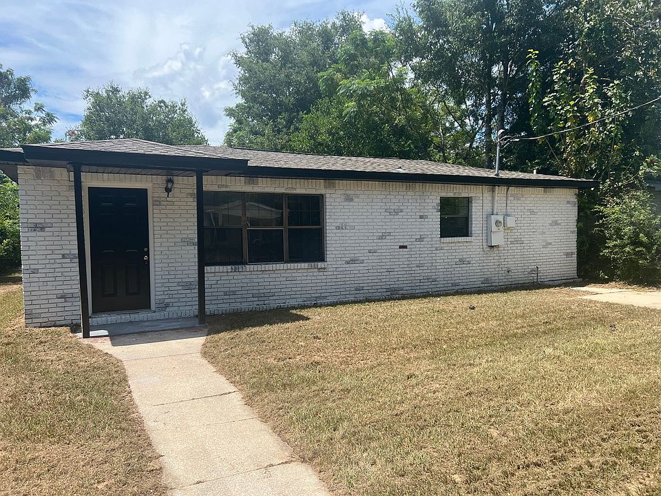 1st image of 3219 N Miller St