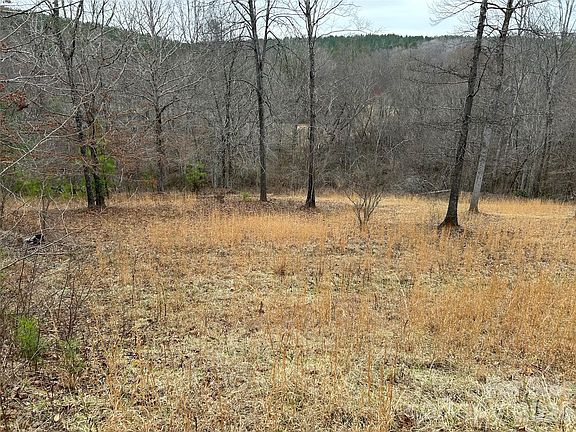 2nd image of 322 Balmy Ln