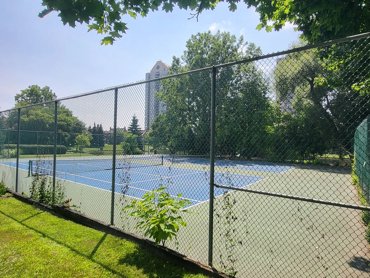270 Brittany Drive — Photo 3