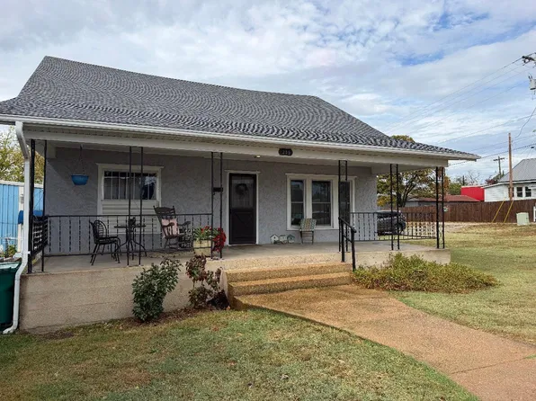 205 N Maple Street, Mountain Grove, MO 65711