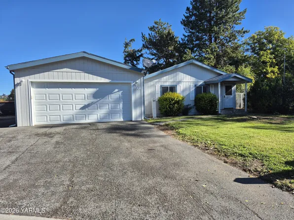7001 Gregory Pl, Yakima, WA 98908
