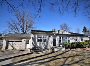 1087 Wedgewood Rd, Saint Joseph, MI 49085