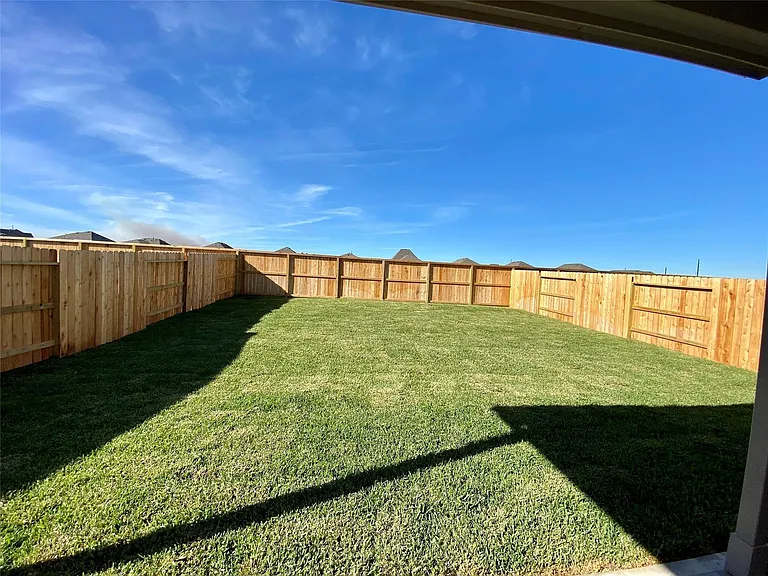 21114 Dolphin Bay Ln — Photo 32