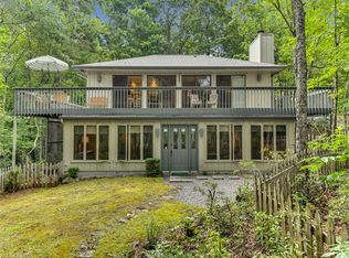 148 Grandview Dr, Lake Lure, NC 28746