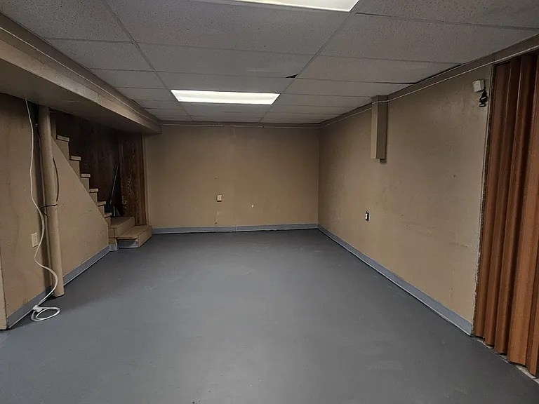 311 Roberta Dr — Photo 12