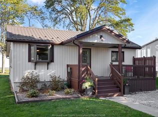 10780 Saint Clair Rd, Lakeshore, ON N0R 1N0