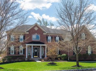 55 Goldfinch Cir, Phoenixville, PA 19460