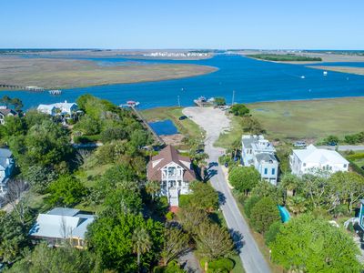 902 Middle St, Sullivans Island, SC, 29482