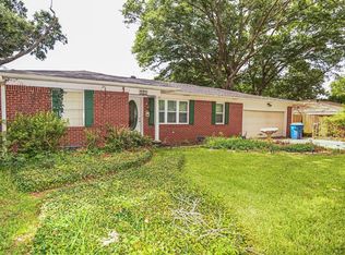 208 Cherry Ln, Athens, TX 75751