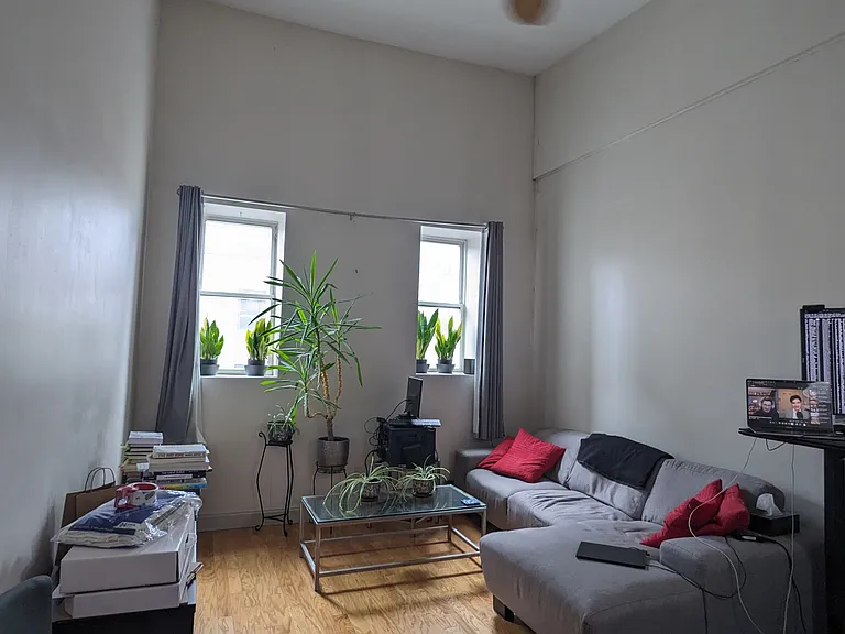 130 E State St #402 — Photo 1
