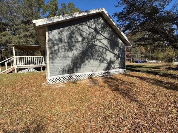 36766 Longleaf Dr, Independence, LA 70443
