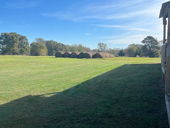 3rd image of 240 County Road 1680